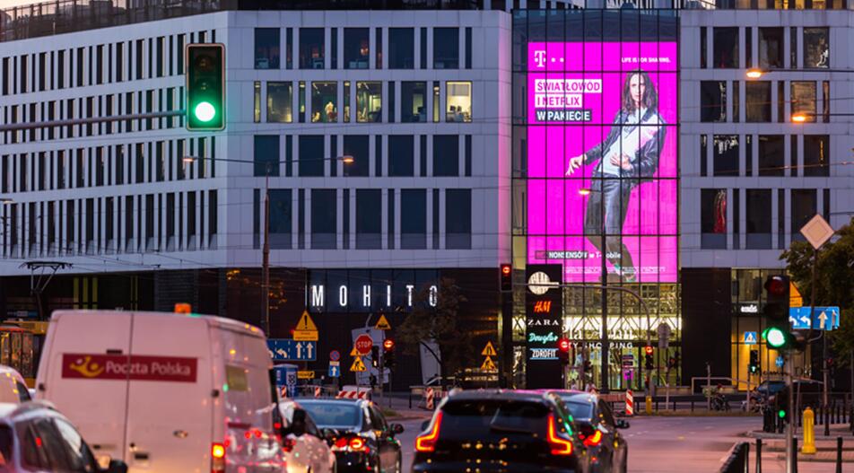 Outdoor LED Displays